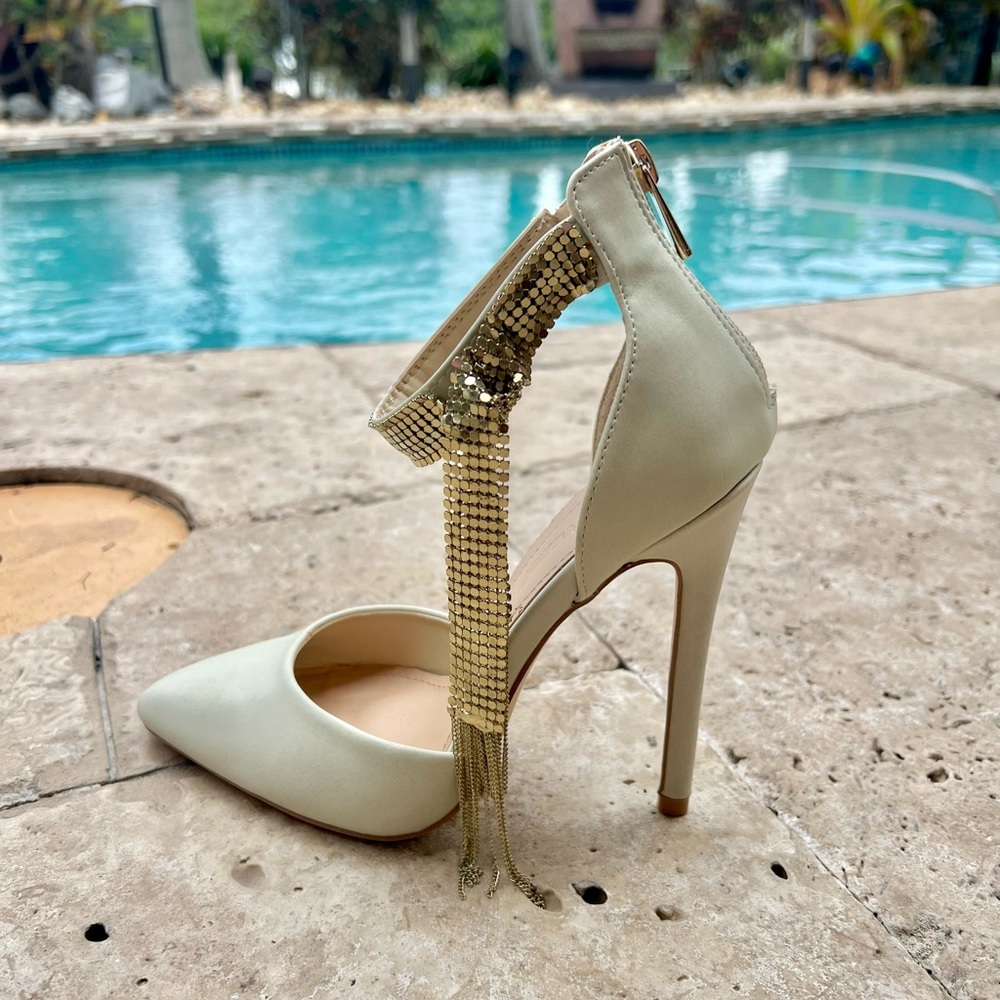 Shoedazzle AYESHA Ankle Strap Chain Stiletto Closed Toe Pump - Picture 7 of 13